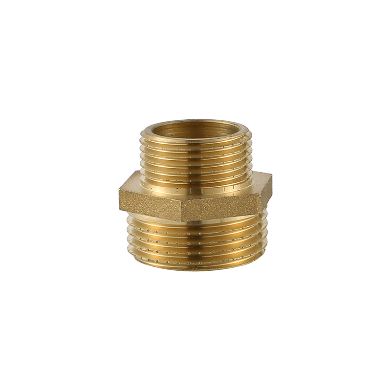 Conector de latão YT7009, jateamento de areia e cor de latão1/2"X3/4"